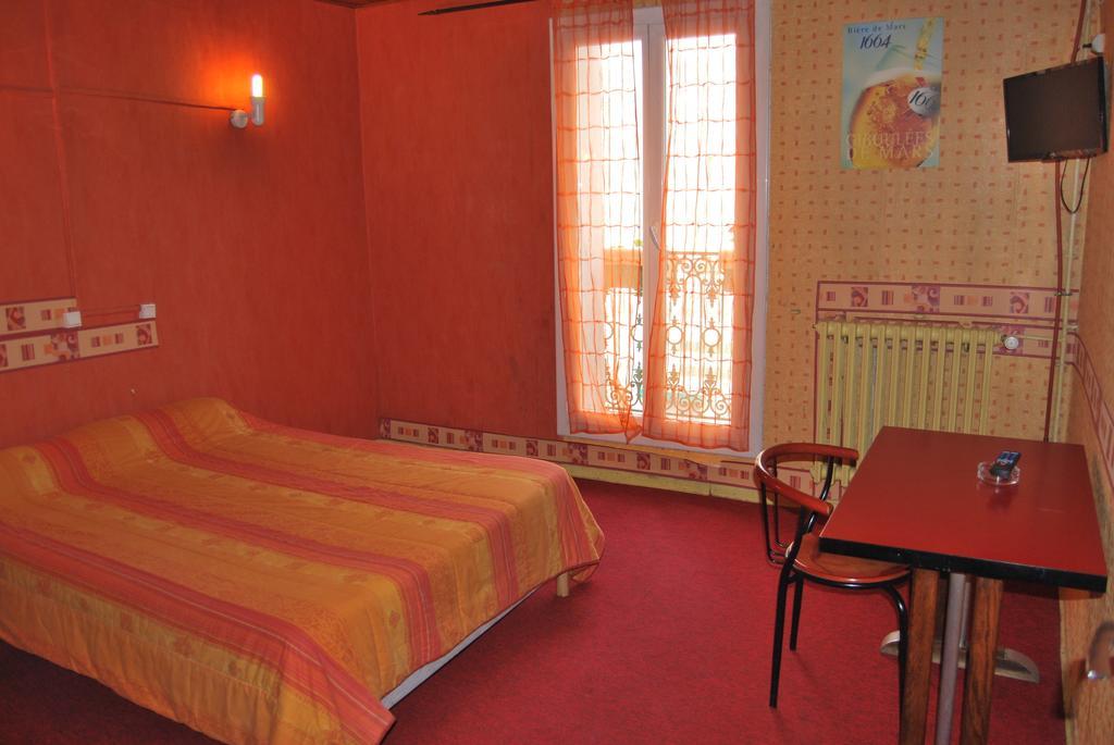 Hôtel Le Revelois Restaurant à Béziers Chambre photo