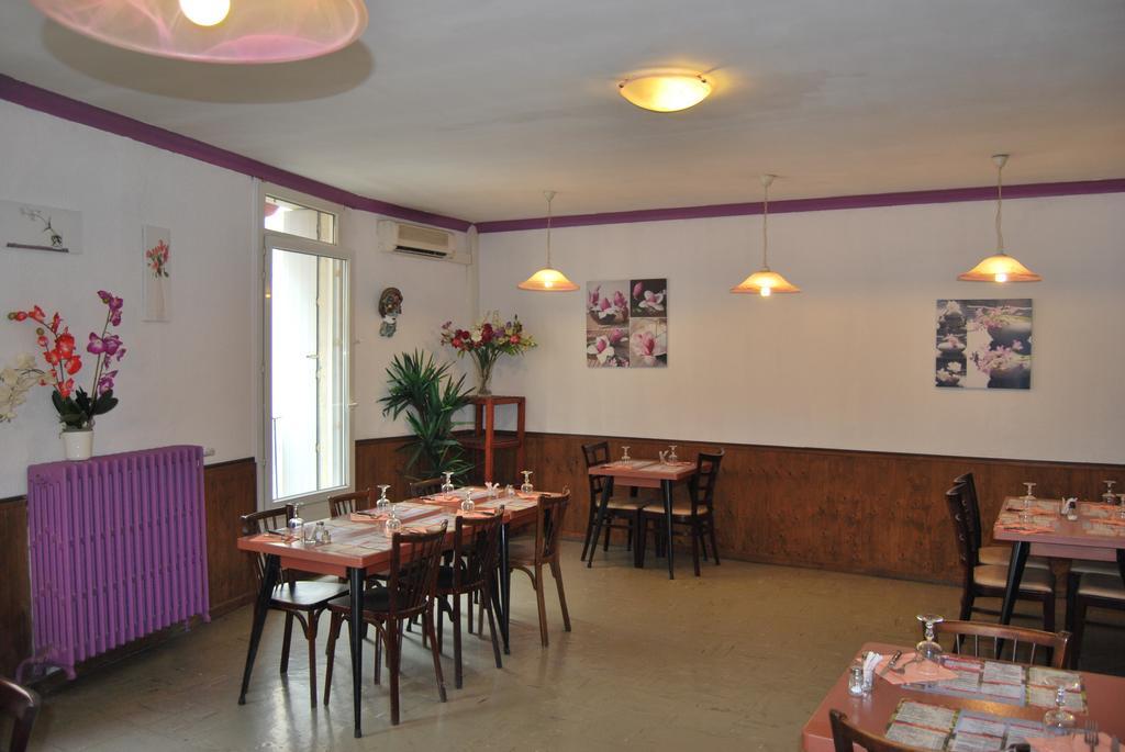 Hôtel Le Revelois Restaurant à Béziers Extérieur photo